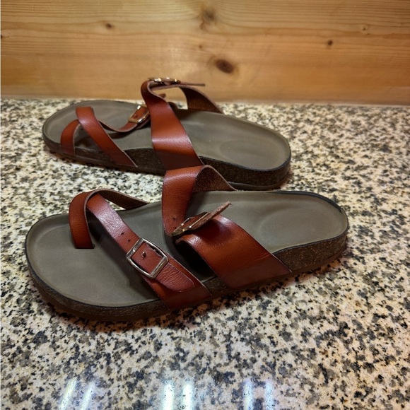 Madden Girl Size 4 Brown Strappy Sandals with Buckles - Picture 5 of 11